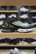 NIKE AIR TUNED