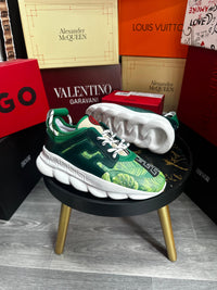 Versace Chain Reaction
