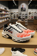NIKE TN