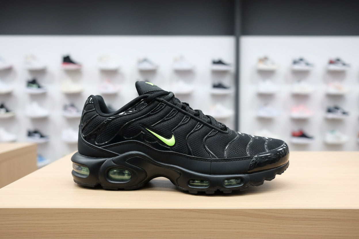NIKE TN