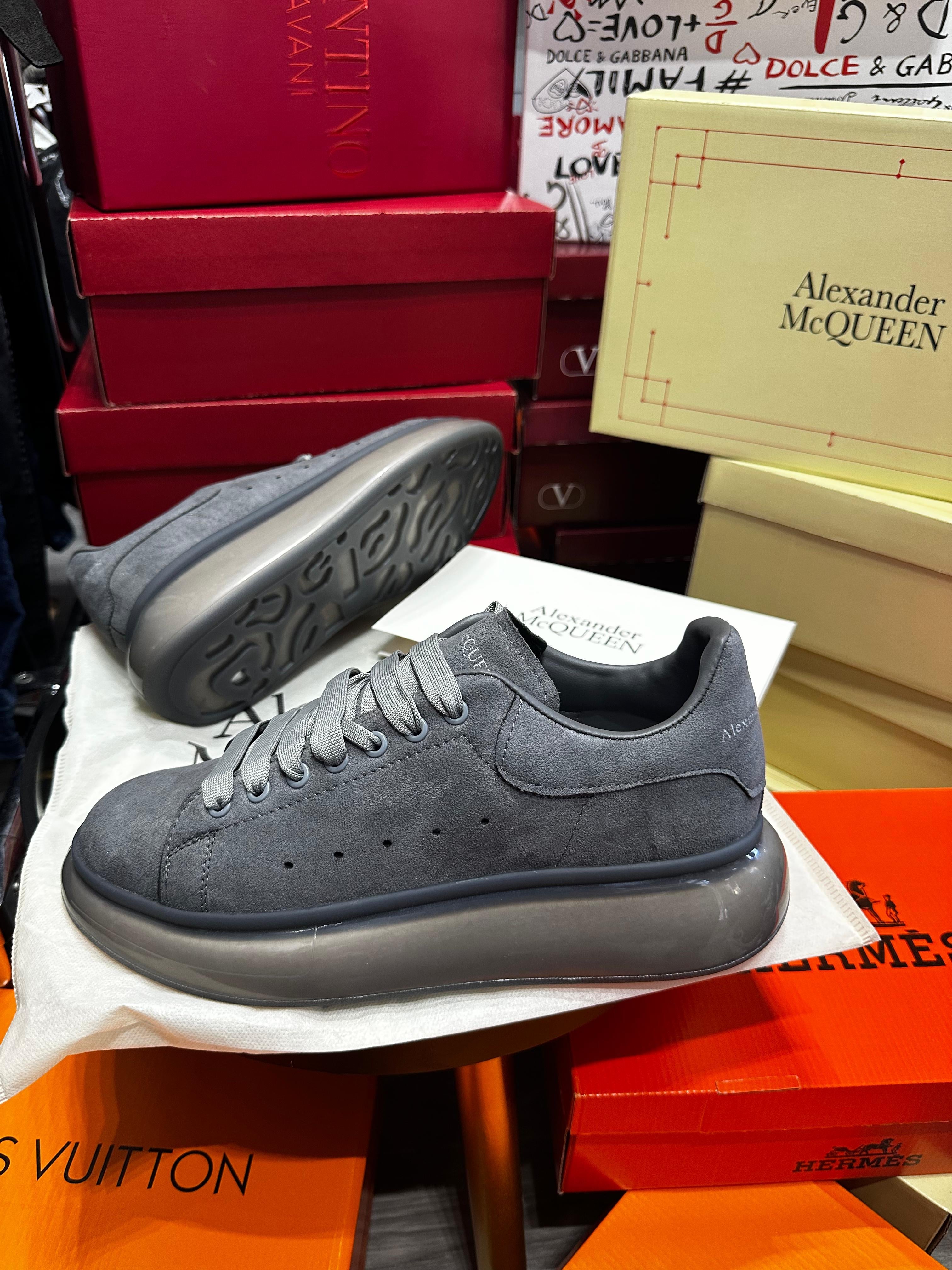 ALEXANDER MCQUEEN