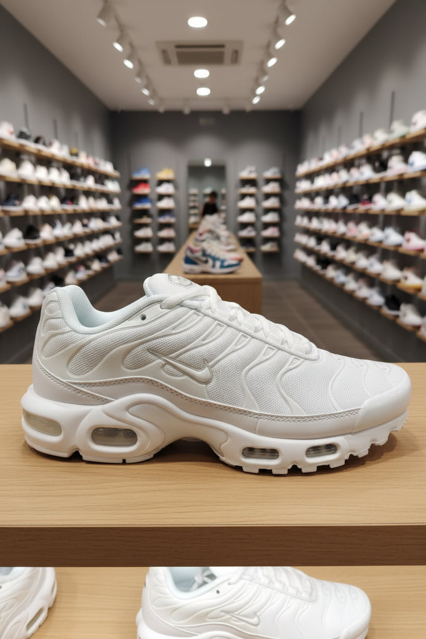 NIKE TN