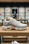 NIKE TN