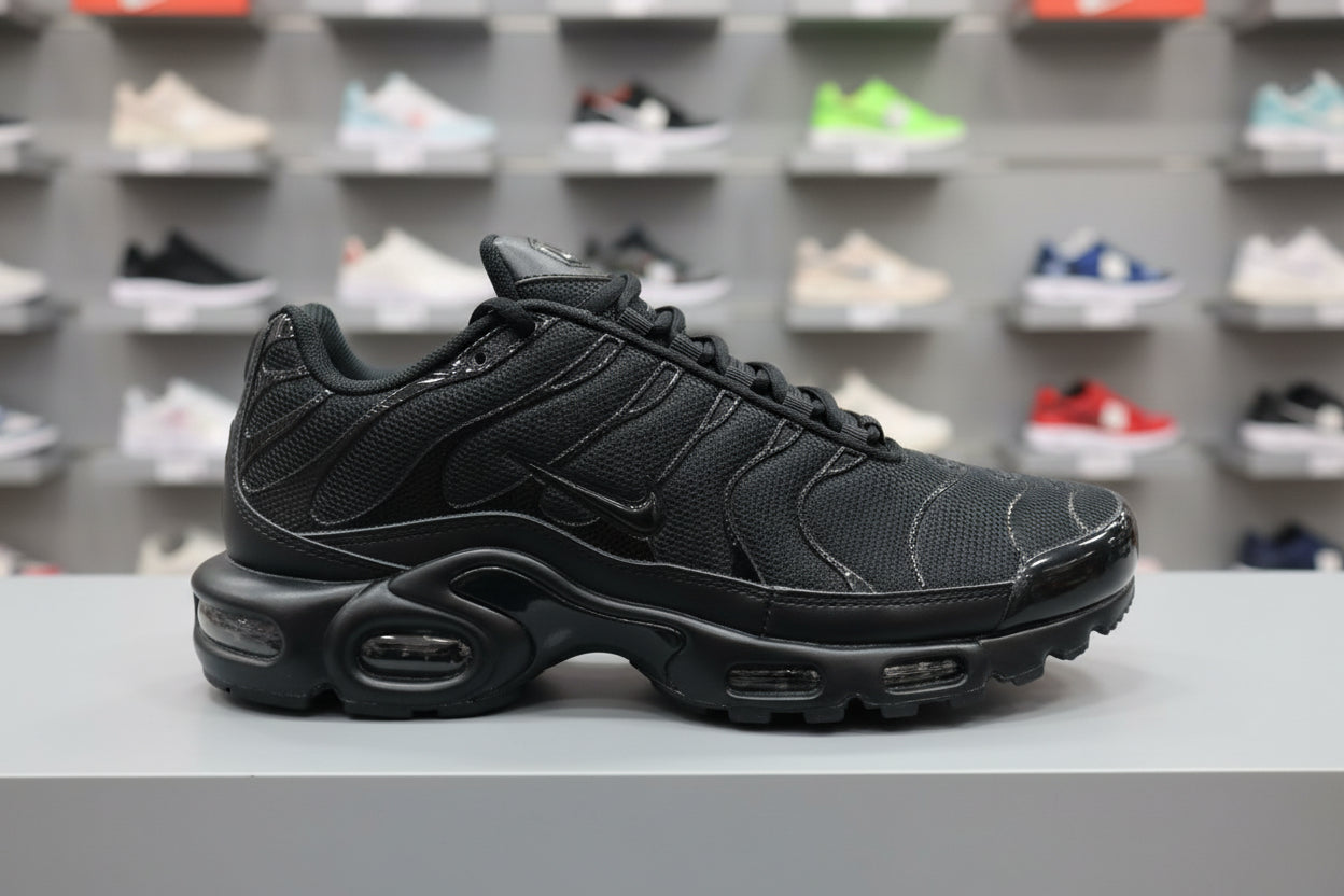 NIKE TN